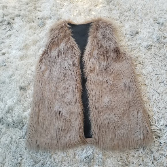 Chicwish Jackets & Blazers - Chicwish MID-LENGTH BROWN FAUX FUR VEST